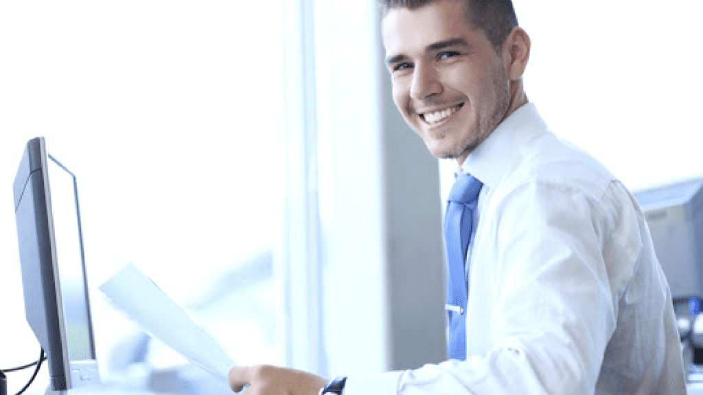 Administrativo con perfil comercial
