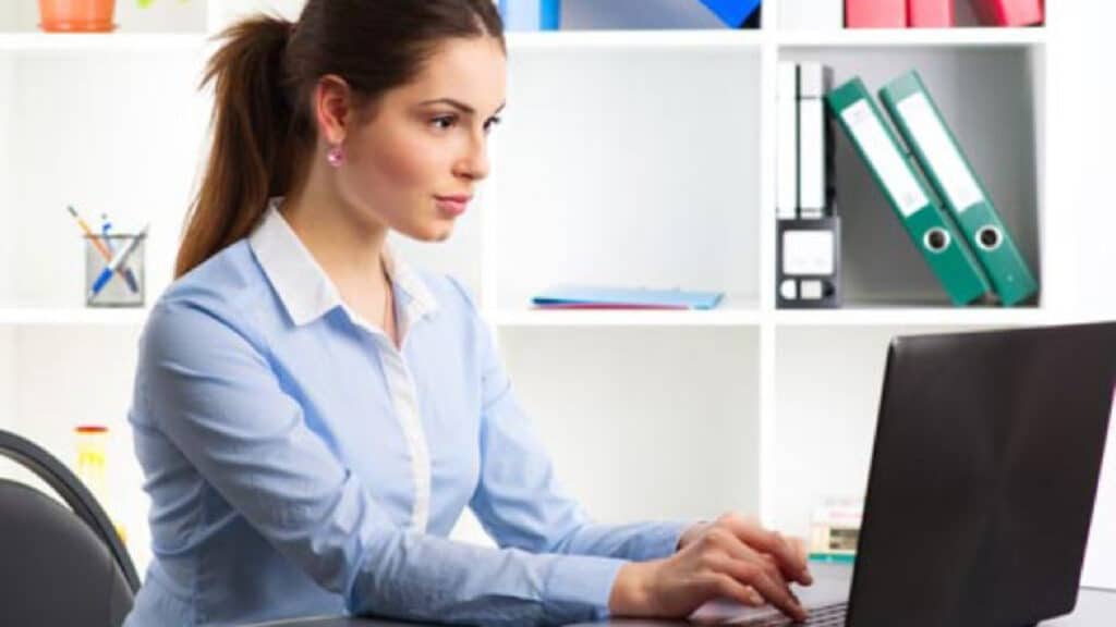 Auxiliar administrativo financiero OTC/PTP