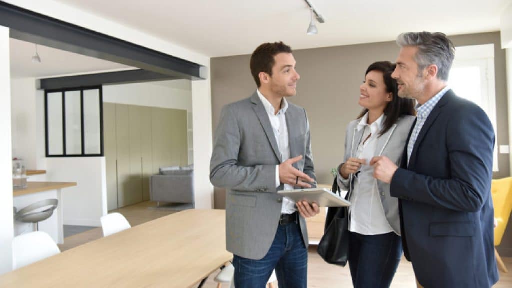 ASESOR INMOBILIARIO COMERCIAL