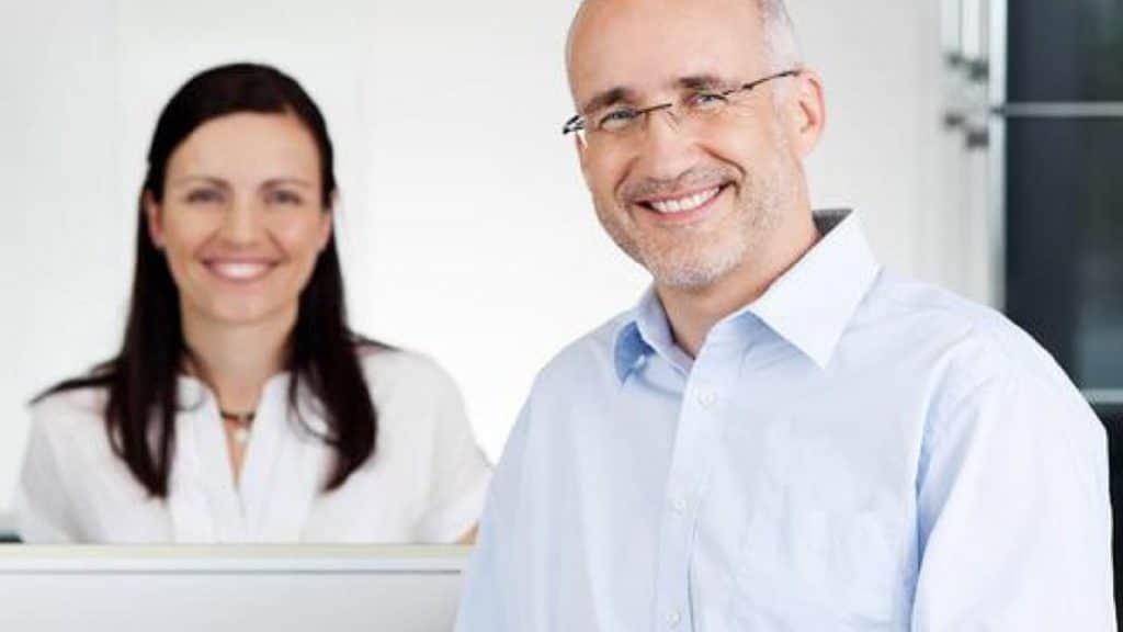 Comercial Recepcionista Clínica